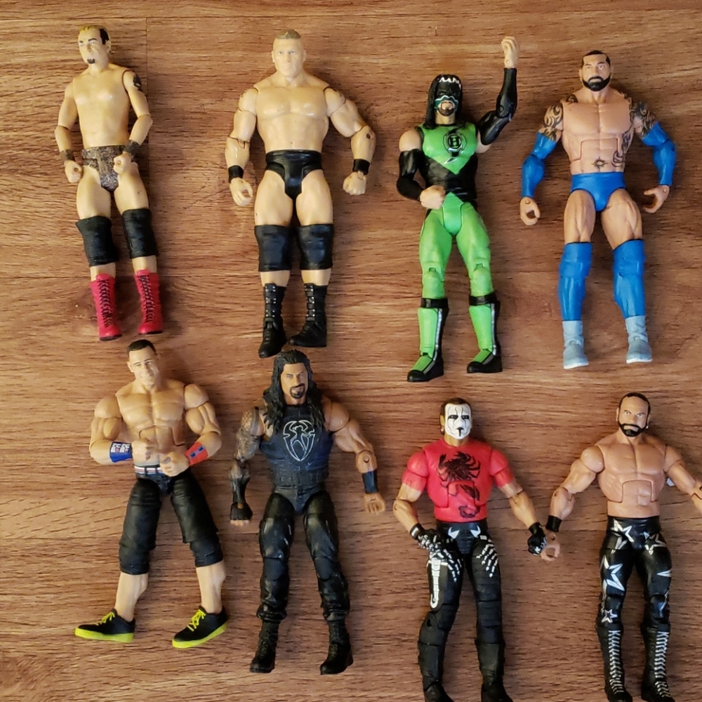 WWE figurines